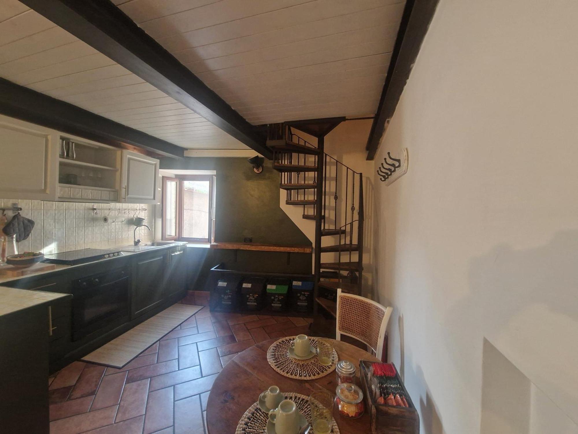 Piazza Duomo Casa Vacanze Sutri Exterior photo