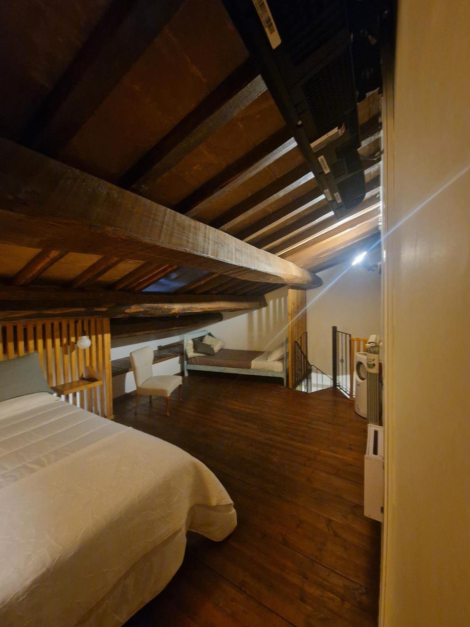 Piazza Duomo Casa Vacanze Sutri Exterior photo